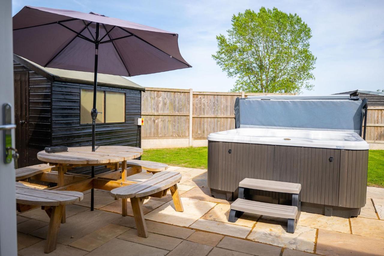 The Stables Villa Halesworth Exterior photo