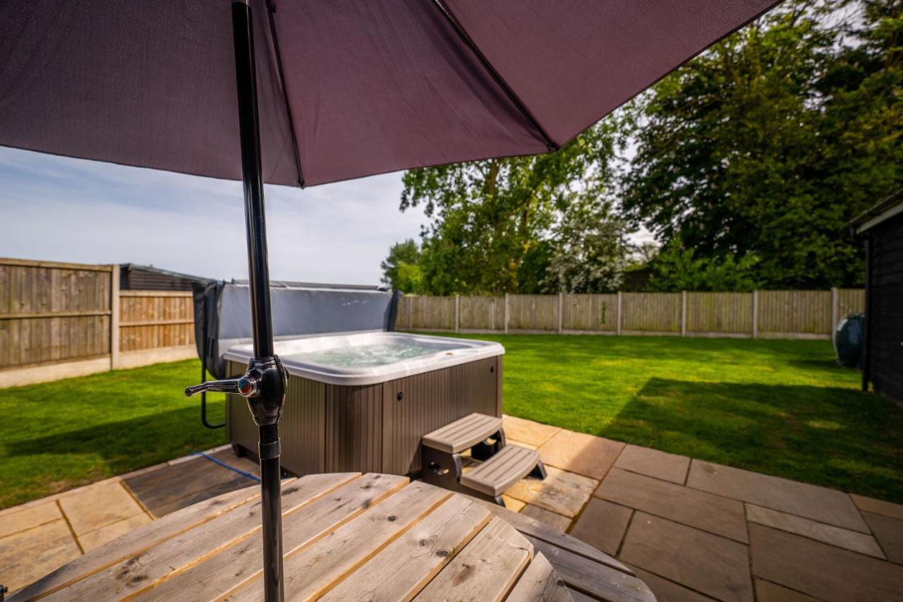 The Stables Villa Halesworth Exterior photo