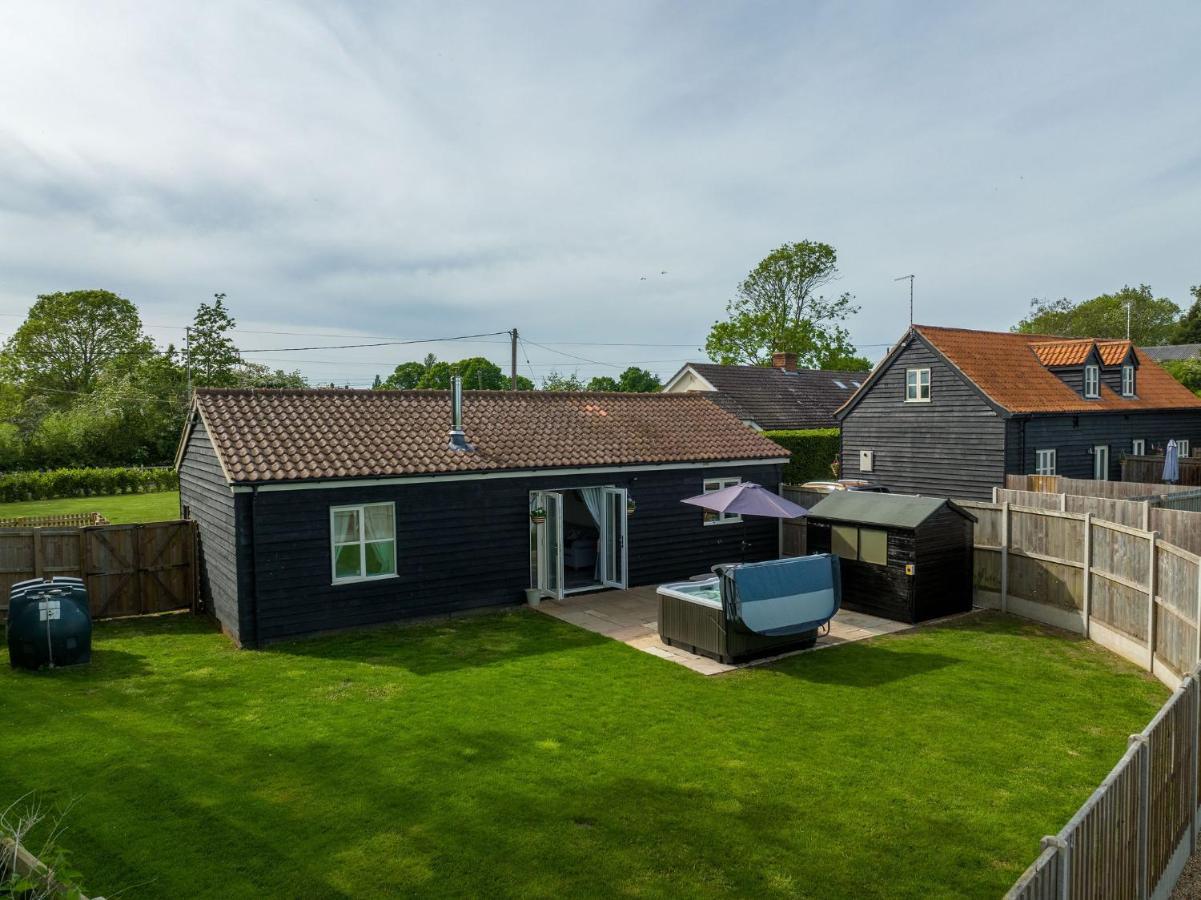 The Stables Villa Halesworth Exterior photo